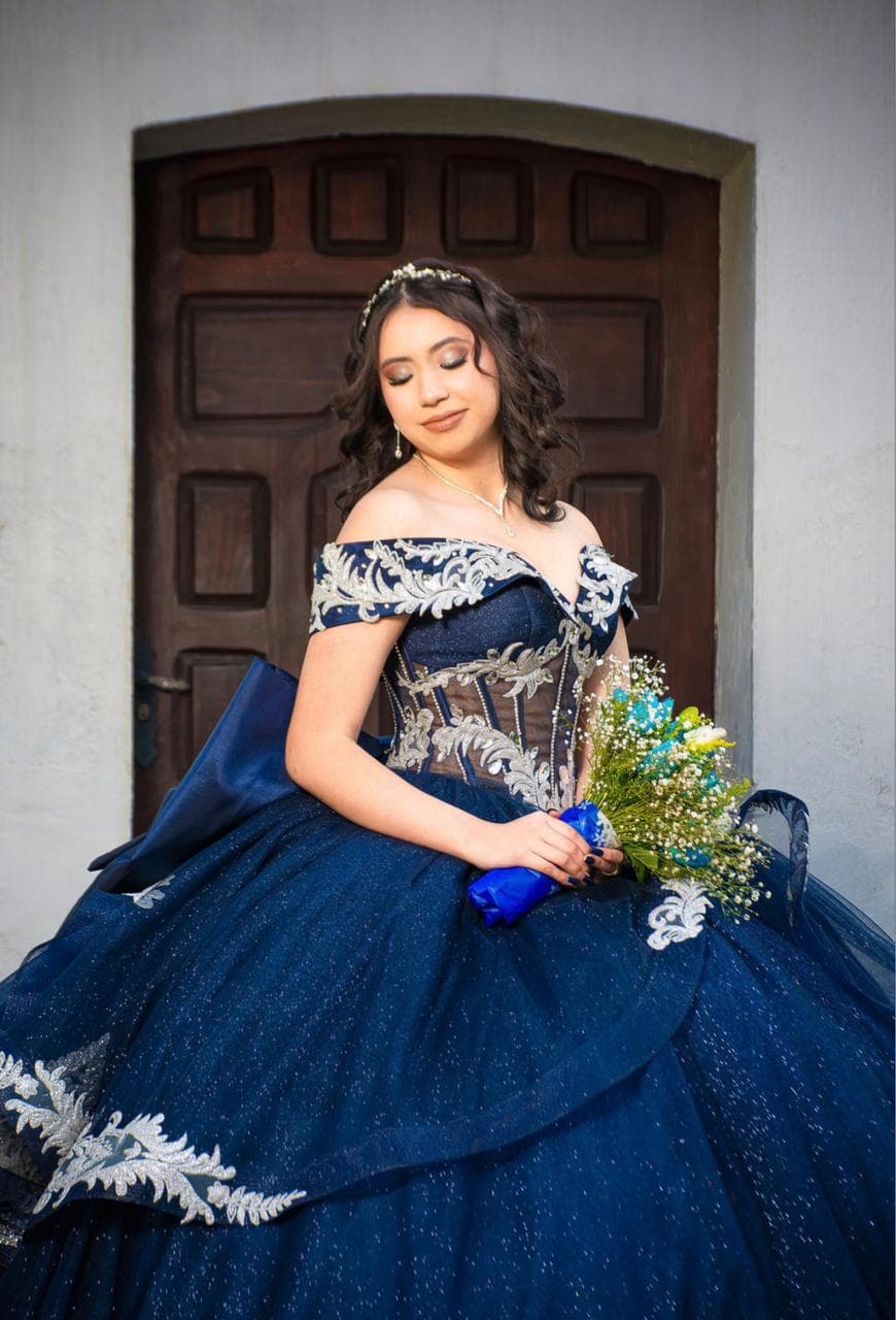 Look de quinceañera realizado en el estudio de Metepec