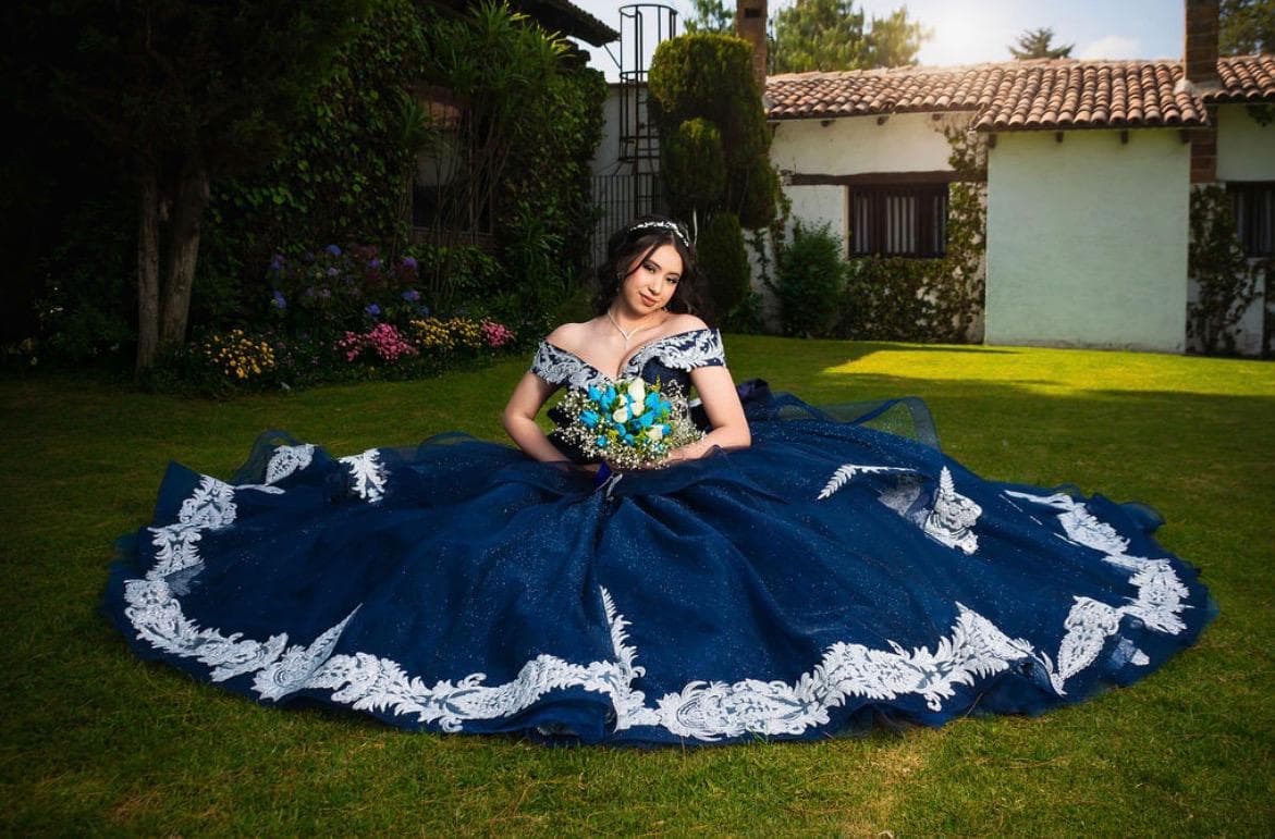 Peinado profesional para quinceañera